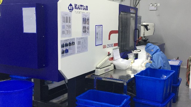 100000级净化车间  产品注塑 组装